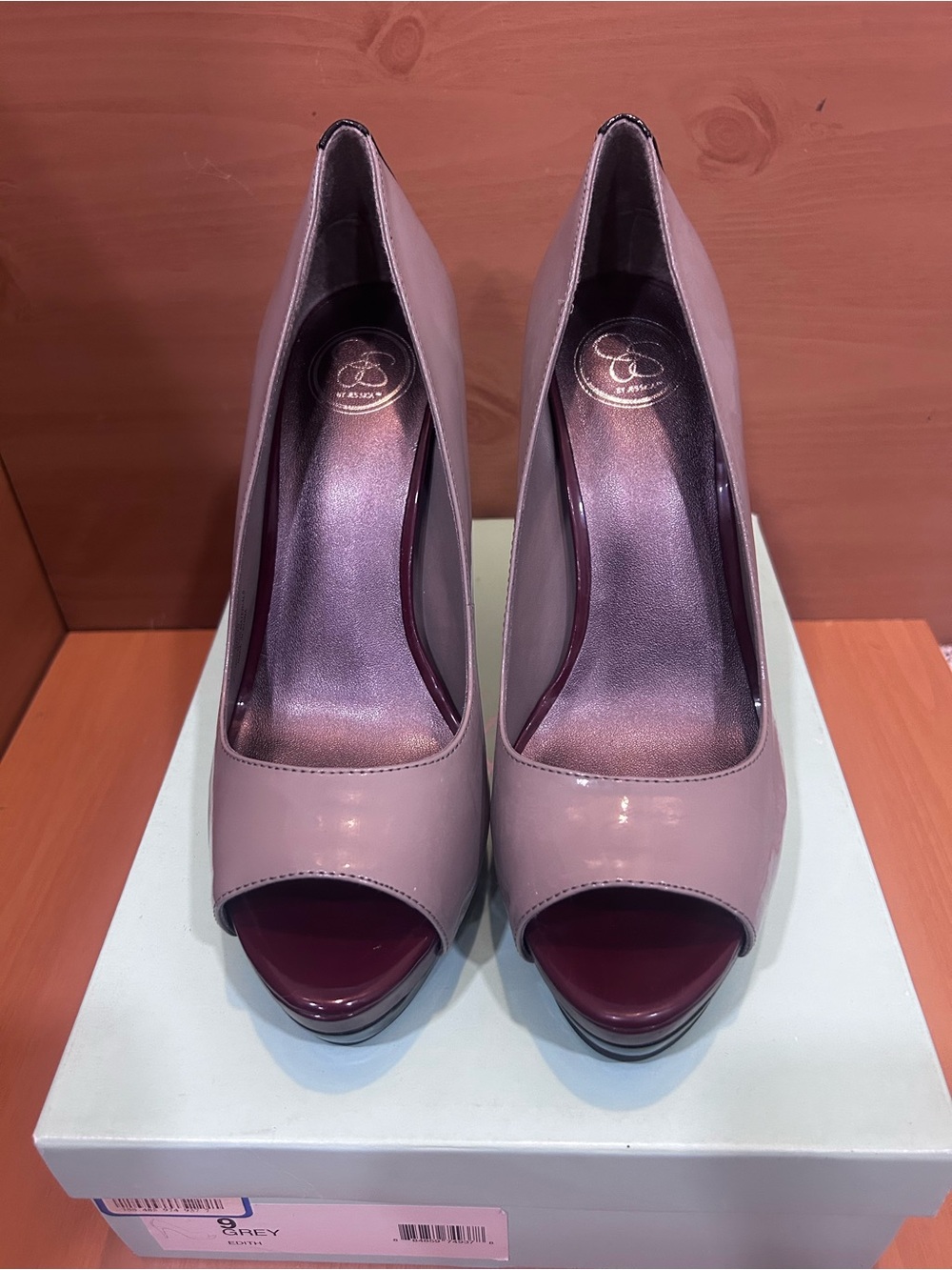 Jessica Simpson Edith Grey Peep-Toe Platform Heels – Size 9 – With Box